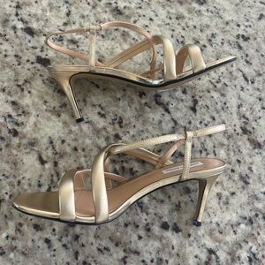 Saks Fifth Avenue Gold Metallic Leather Heels Sandals 8.5